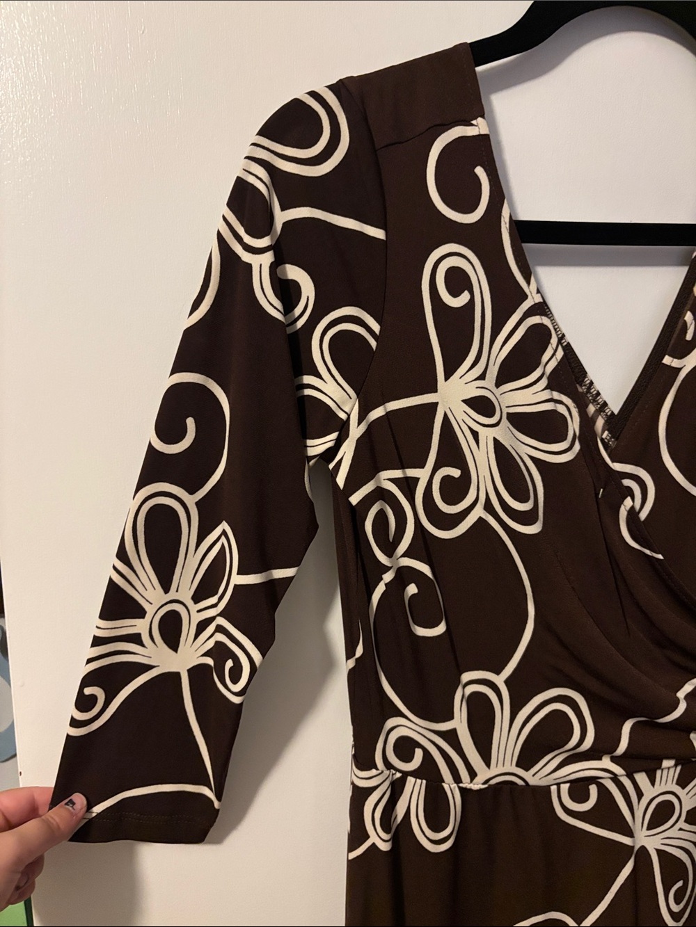 Vintage Quiet Luxury Mobwife Aesthetic dressbarn Floral Chocolate Wrap Dress 12 - Picture 3 of 6